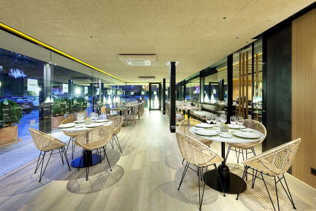 Occidental Bilbao Hotel Restaurant billede